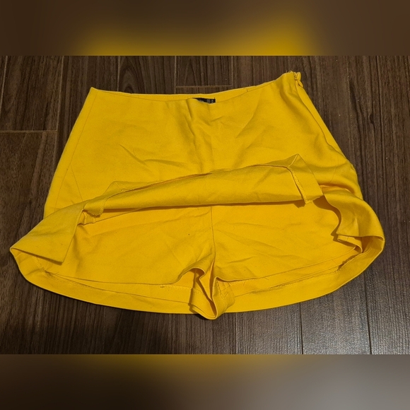 Zara Trafaluc Collection Yellow Wrap Skort | Size M - Picture 3 of 5
